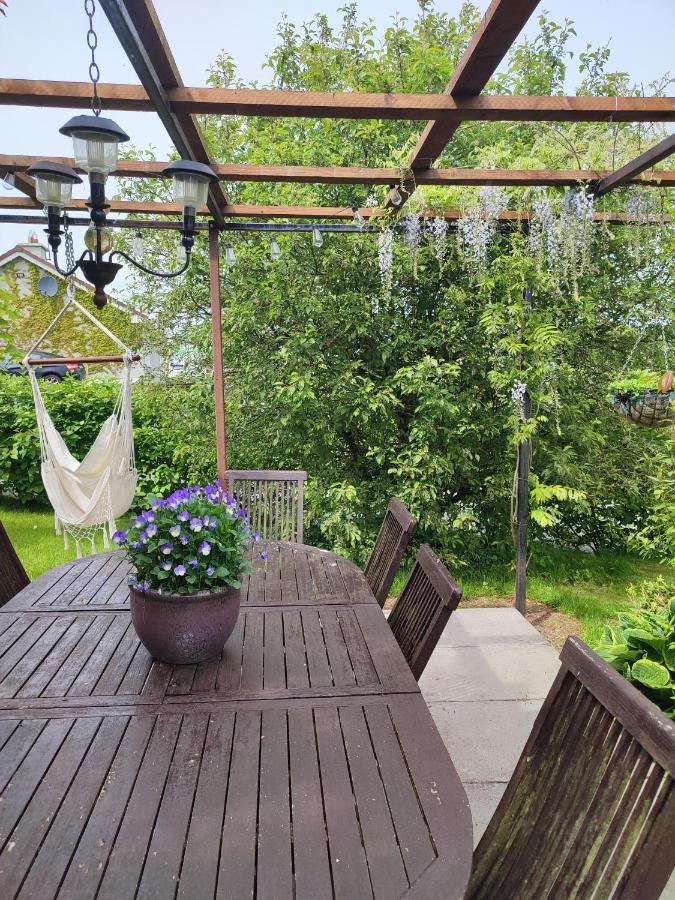 Tower View Lodge Енніс Екстер'єр фото